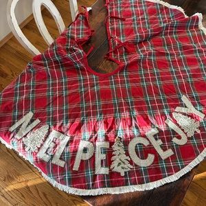 Storehouse plaid 🌲 skirt!